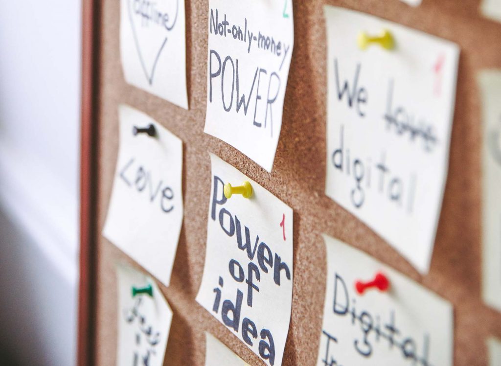 Post-Its an Pinnwand